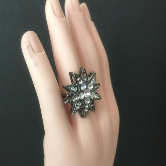 Sparkling Star - Statement Ring - Picture 3 of 9